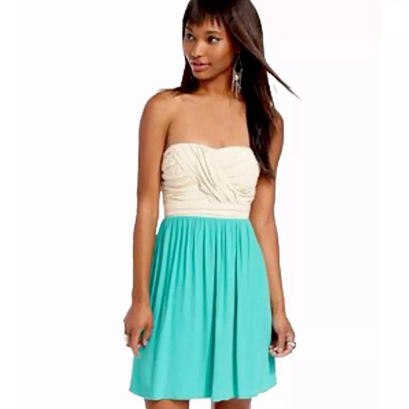 CITY STUDIO Seafoam Taupe Strapless Dress Sz Juniors L Mini Cocktail Party Dance - Picture 1 of 11